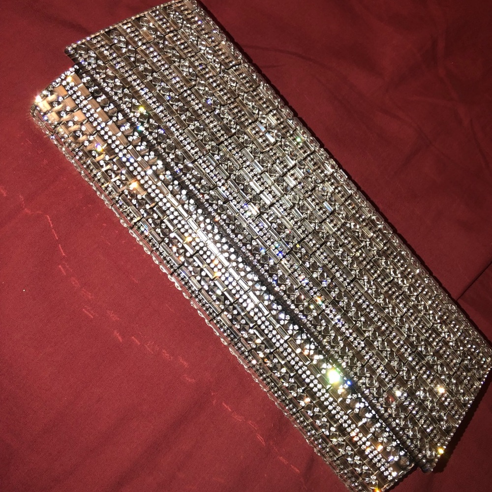 Aldo clutch